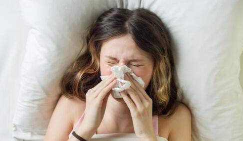 女生生病了怎么关心?陪伴比花言巧语更有用 女生生病了怎么关心?陪伴比花言巧语更有用第2张